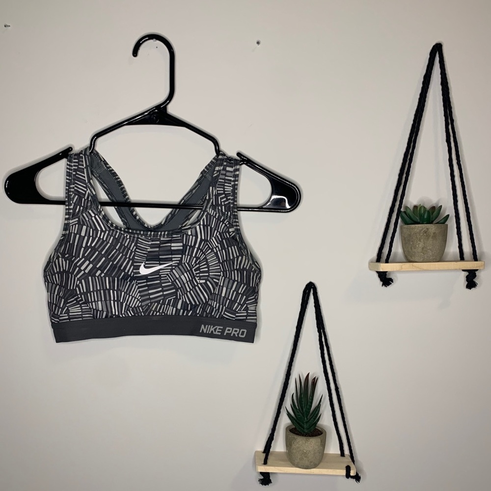 Nike Pro Sports Bra Size Small - Picture 1 of 8